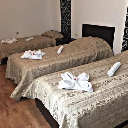 Santa Maria Hotel 2*