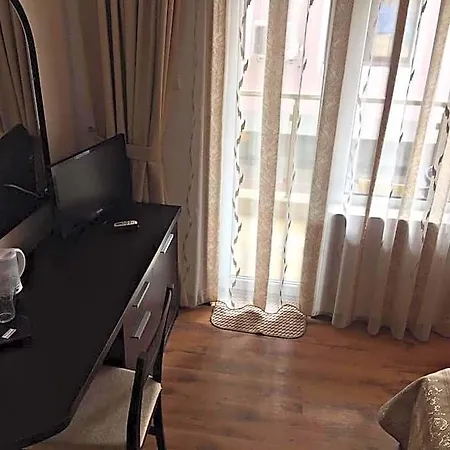Santa Maria 2* Burgas