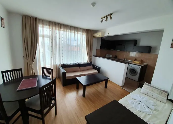 Santa Maria Хотел 2*